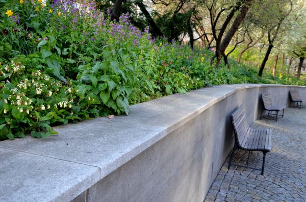 Concrete Retaining Wall Service in Encinitas