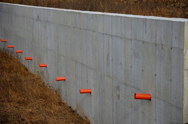 Concrete Wall Installation in Encinitas