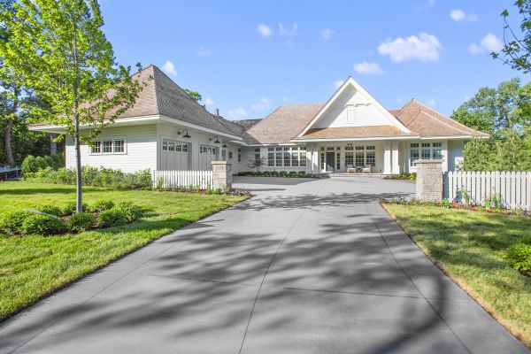 Cost of Driveway Concreting in Encinitas