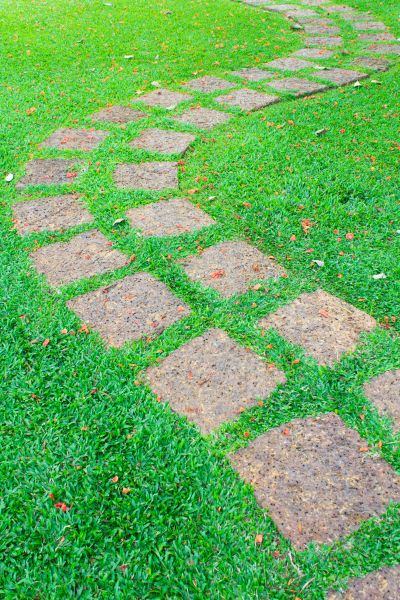 Backyard Pathway Construction in Encinitas