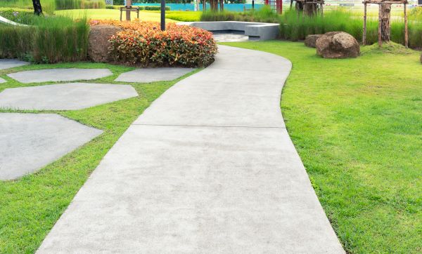 Concrete Sidewalk Installation in Encinitas